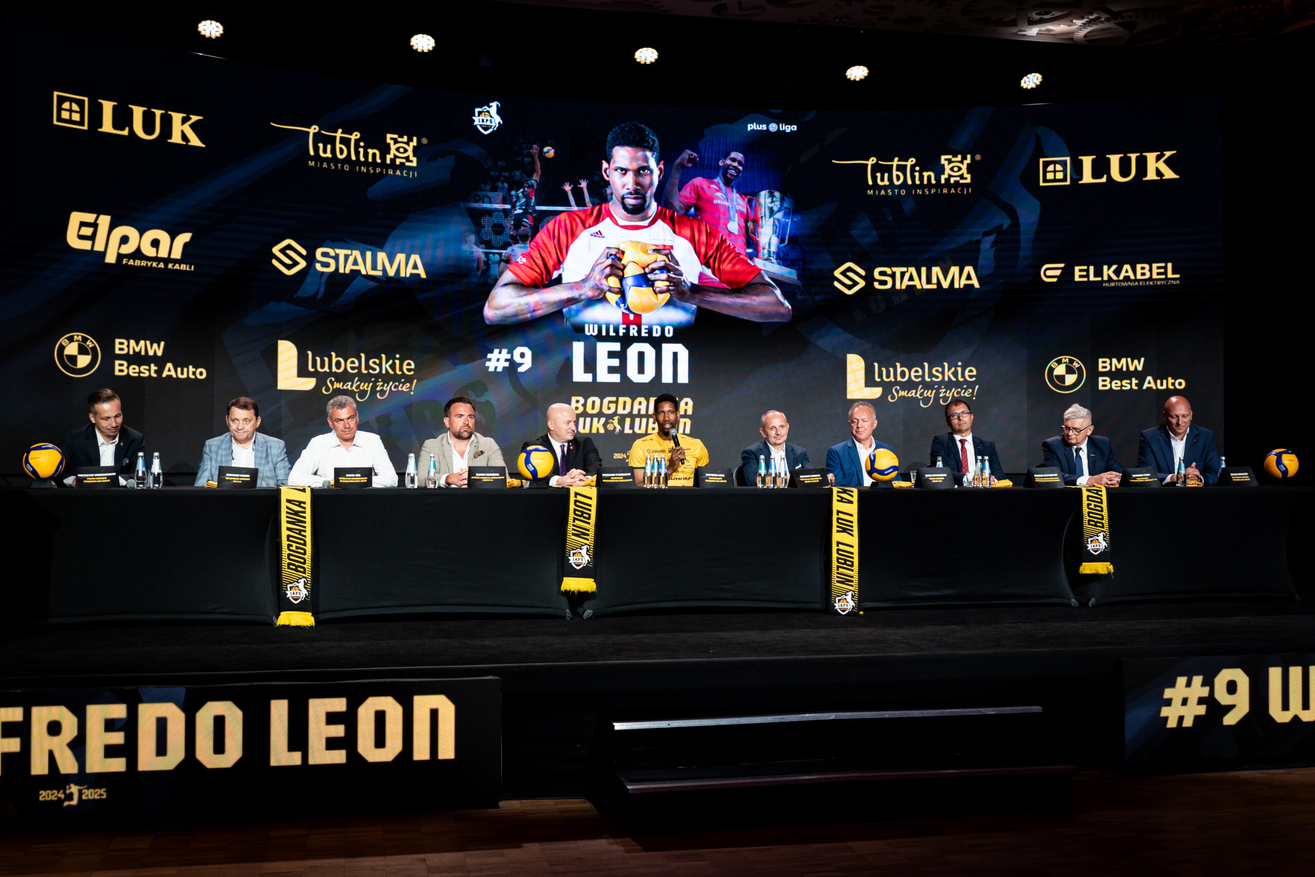 Konferencja z Wilfredo Leonem